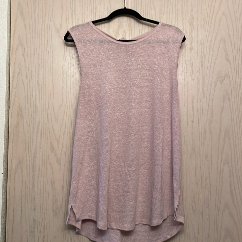 Old Navy lavender open back loose fit tank top